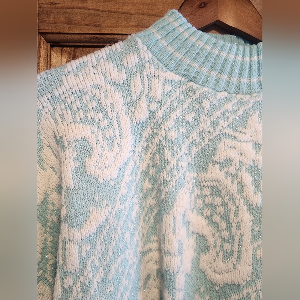 Vintage Domani Blue And White Sparkly Sweater - Picture 4 of 5